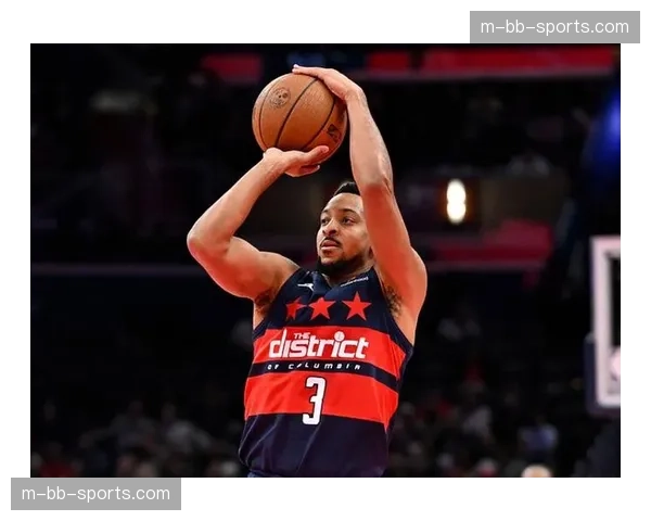 老鹰麦科勒姆单节三分3连击独取11分,率队打出20分攻势 老鹰麦科勒姆单节三分3连击独取11分,率队打出20分攻势